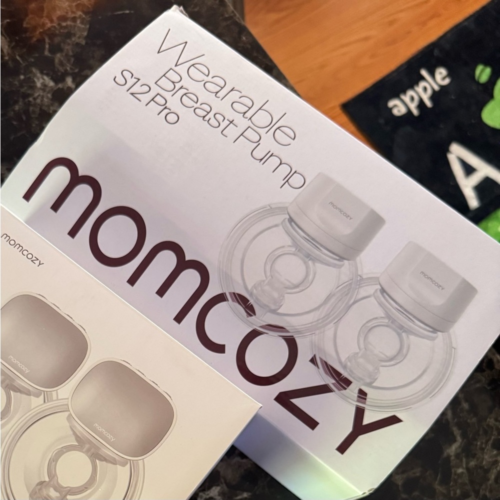 Momcozy Wearable Breast Pump S12 Pro